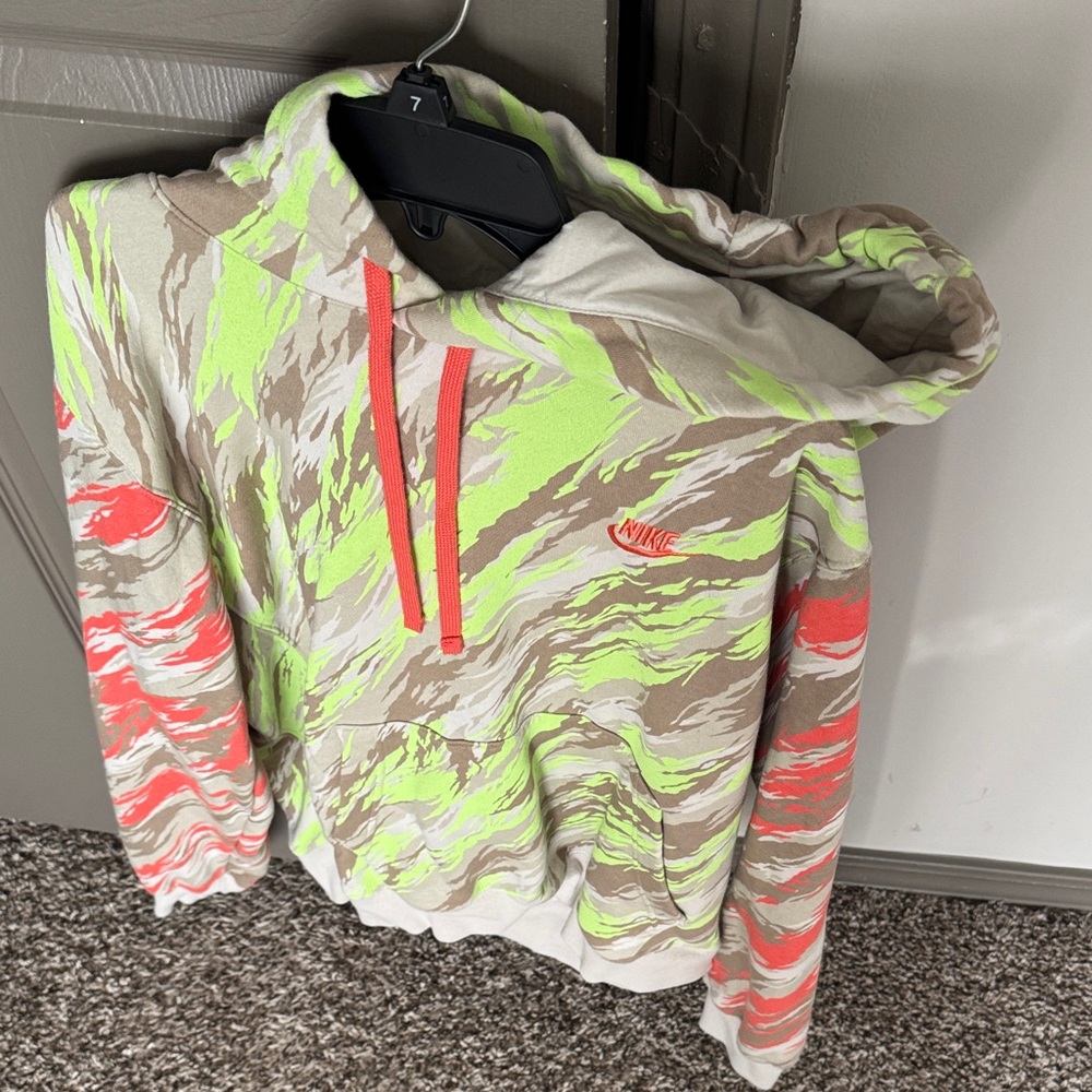 Nike Multicolor Lightweight Hoodie - Picture 2 of 3